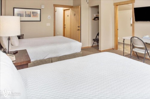 Kenai Airport Hotel - image 28