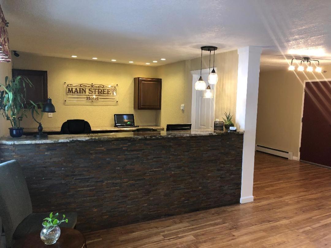 Main Street Hotel - main image