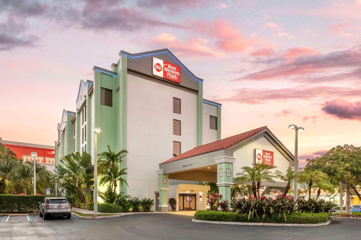 Best Western Plus Kendall Hotel & Suites - main image