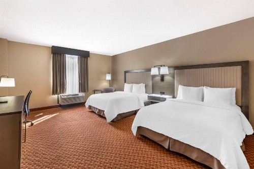 Best Western Plus Kendall Hotel & Suites - image 13