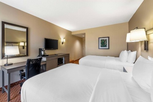 Best Western Plus Kendall Hotel & Suites - image 27