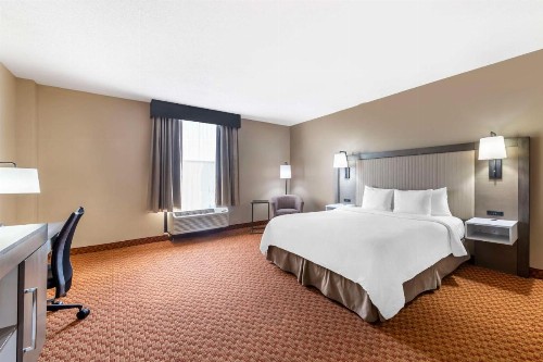 Best Western Plus Kendall Hotel & Suites - image 34