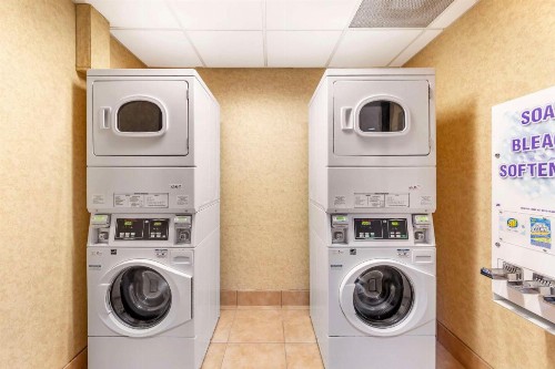 Best Western Plus Kendall Hotel & Suites - image 43