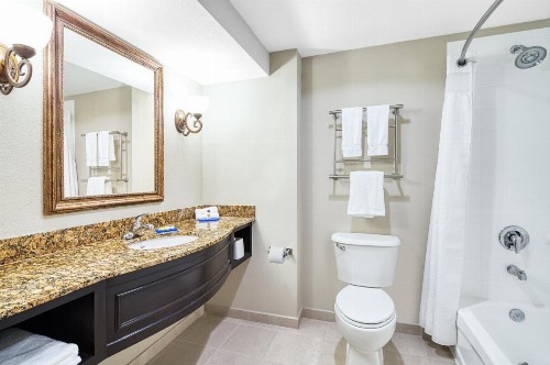 Holiday Inn Express & Suites Miami Kendall an IHG Hotel - image 35