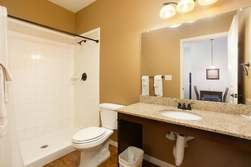 The Lodge at Kenedy - image 15
