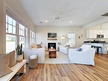 New Listing! Gated Cape Arundel Cottage With Pool Home