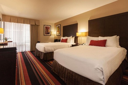 Crowne Plaza Hotel New Orleans-Airport - image 12