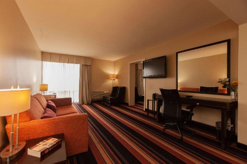 Crowne Plaza Hotel New Orleans-Airport - image 16