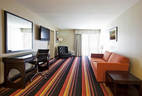 Crowne Plaza Hotel New Orleans-Airport - image 41