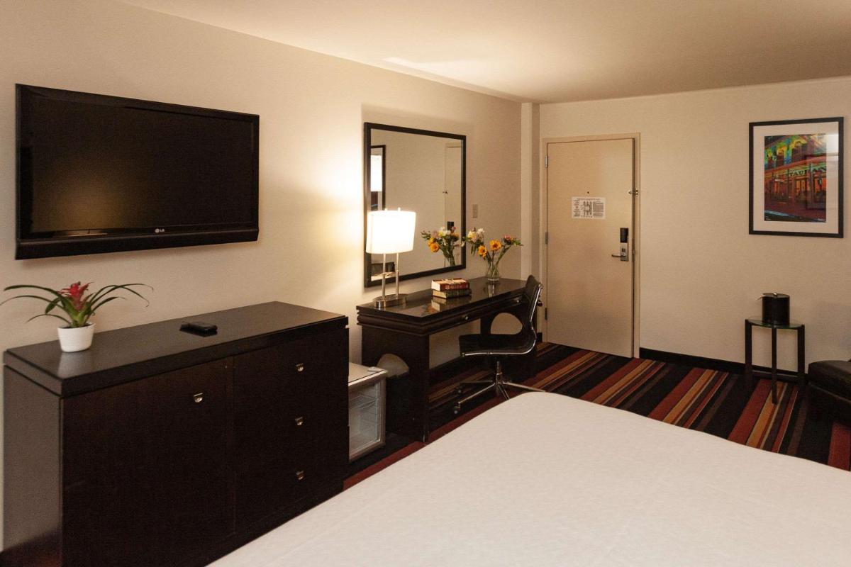 Crowne Plaza Hotel New Orleans-Airport - image 7