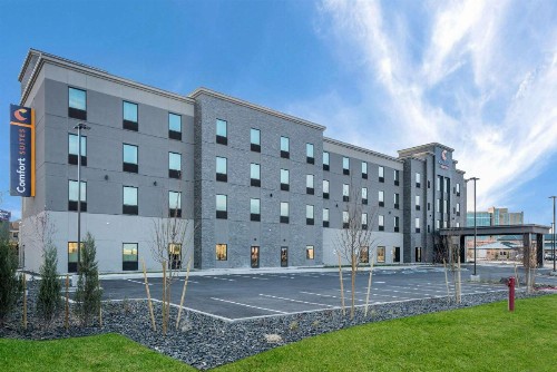Comfort Suites Kennewick at Southridge - image 2