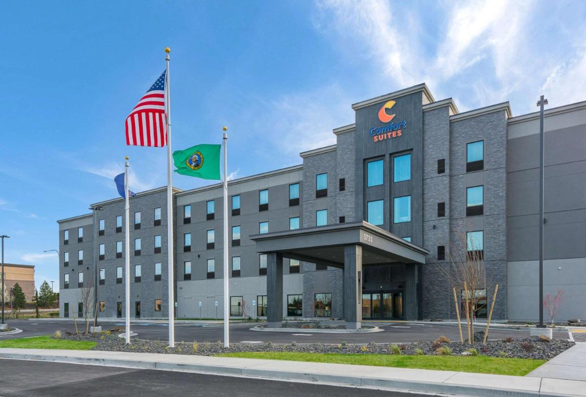 Comfort Suites Kennewick at Southridge - image 4