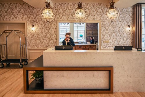 The Stella Hotel & Ballroom - image 4