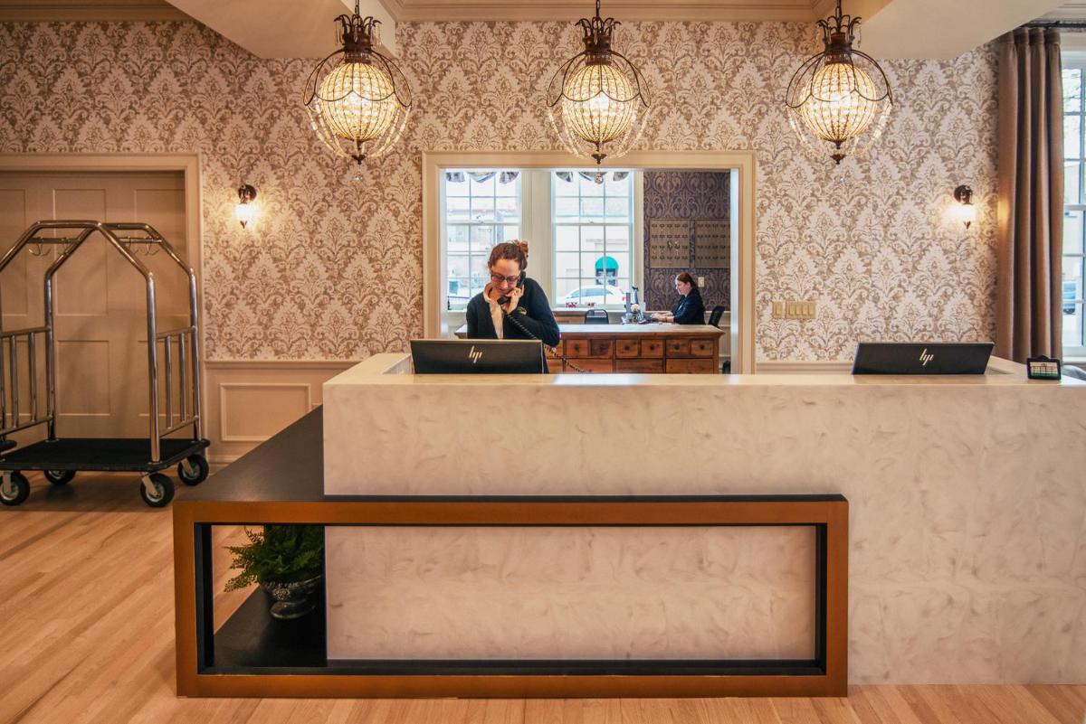 The Stella Hotel & Ballroom - image 4