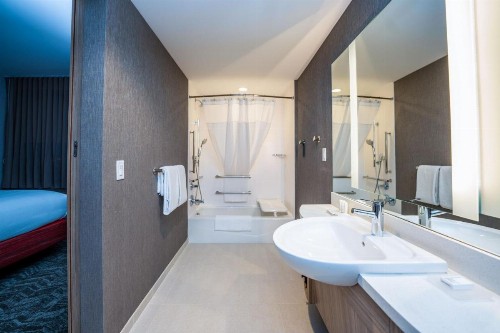 SpringHill Suites by Marriott Kenosha - image 22