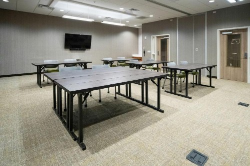 SpringHill Suites by Marriott Kenosha - image 46