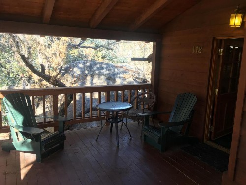 Whispering Pines Lodge - image 25