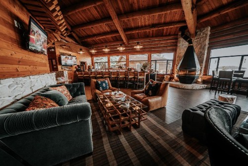 Salmon Falls Resort - image 8
