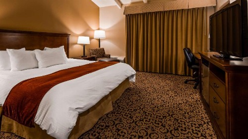 Best Western Tyrolean Lodge - image 24