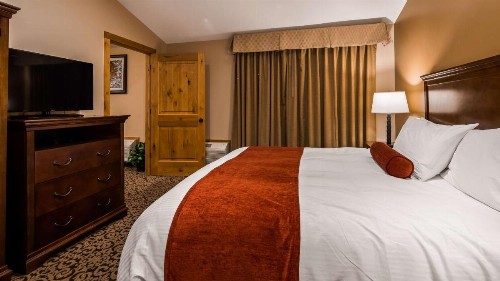 Best Western Tyrolean Lodge - image 38