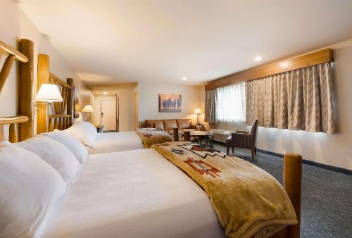 Best Western Plus Kentwood Lodge - image 15