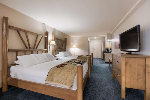 Best Western Plus Kentwood Lodge - image 16