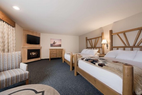 Best Western Plus Kentwood Lodge - image 20