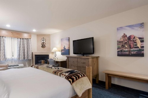 Best Western Plus Kentwood Lodge - image 24
