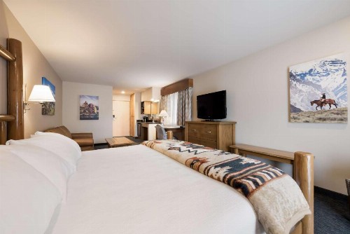 Best Western Plus Kentwood Lodge - image 27