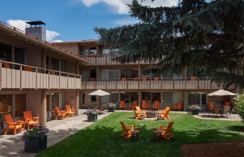 Tamarack Lodge - image 18