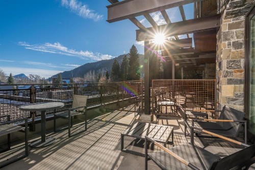 Limelight Hotel Ketchum - image 5