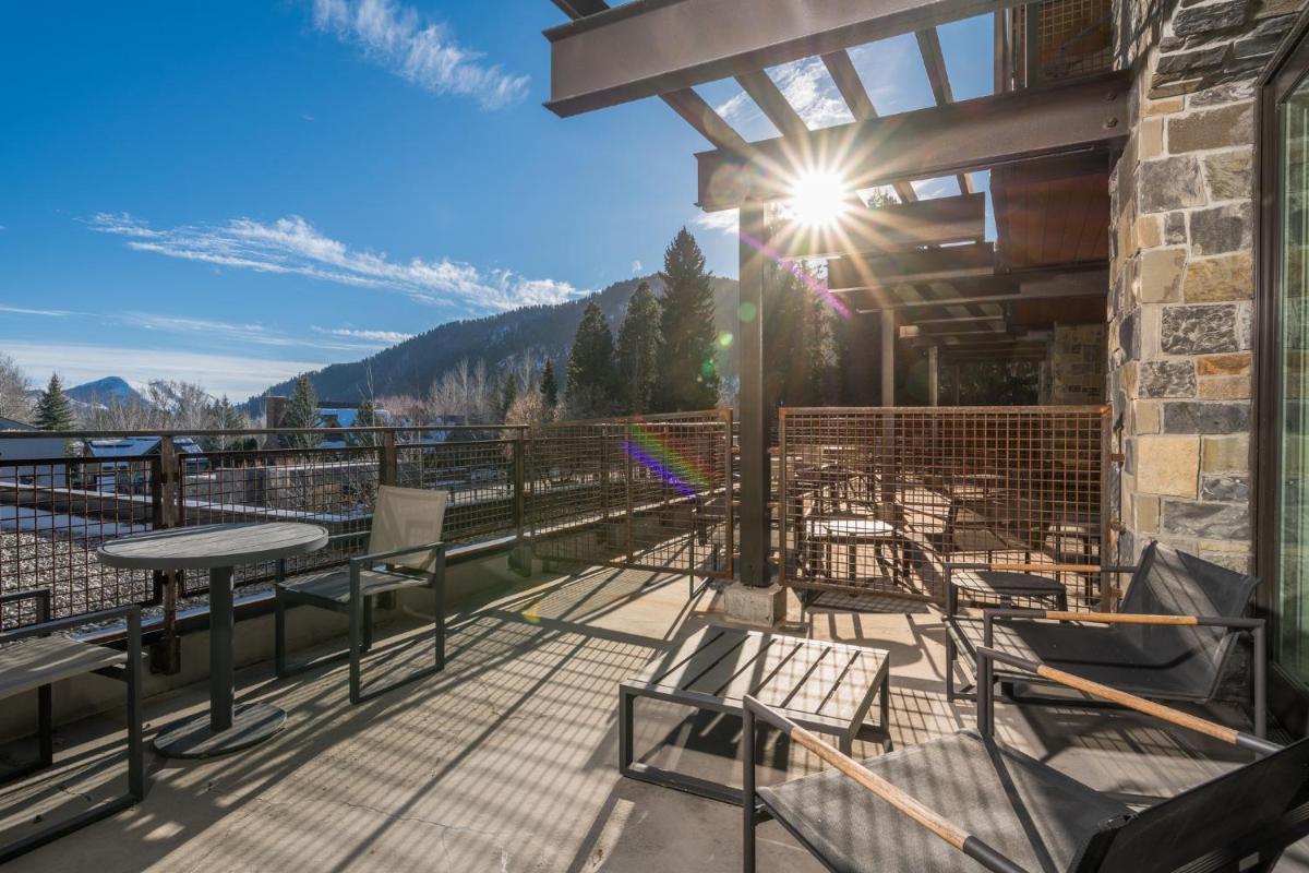 Limelight Hotel Ketchum - image 5