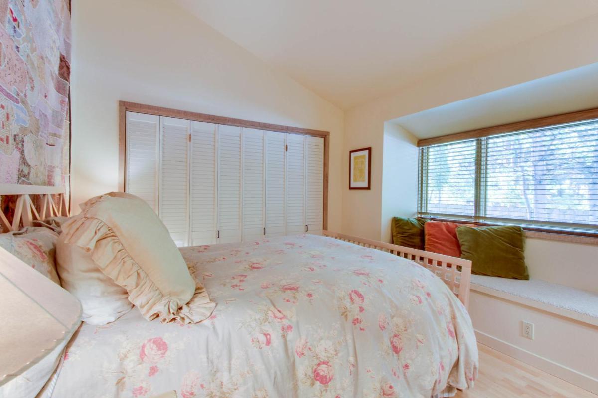 Sunny Side Lodge - image 7