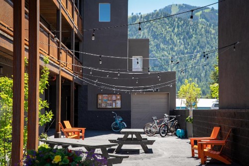 Hotel Ketchum - image 26