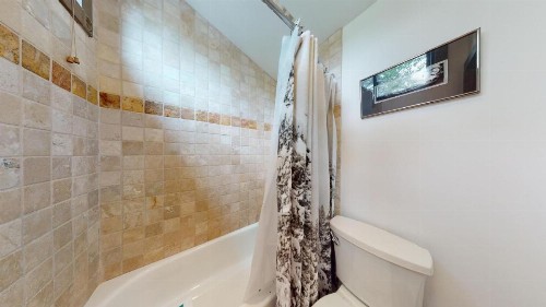 Bridgepoint Condominiums on Creek Walk to Town - image 21