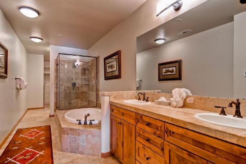 The Timbers Condos Mt View - image 11