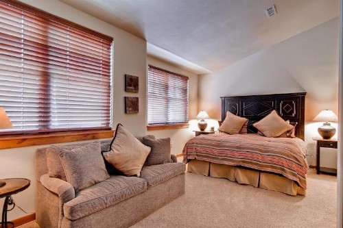 The Timbers Condos Mt View - image 17