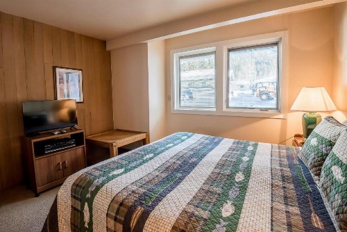 Prospector Condominiums walk to lift - image 14