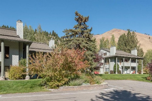 Greyhawk Condominiums Warm Springs Great Location for Bike and Ski - image 31
