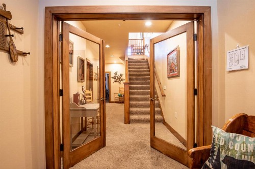 Harriman Townhome Pool Access Walk to Ketchum - image 28