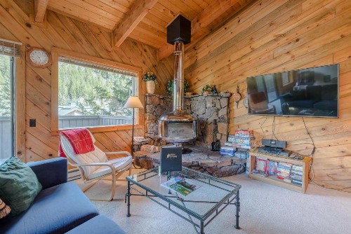 Smokey Plaza Condominium Warm Springs - image 17