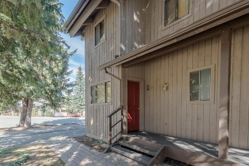 Smokey Plaza Condominium Warm Springs - image 2