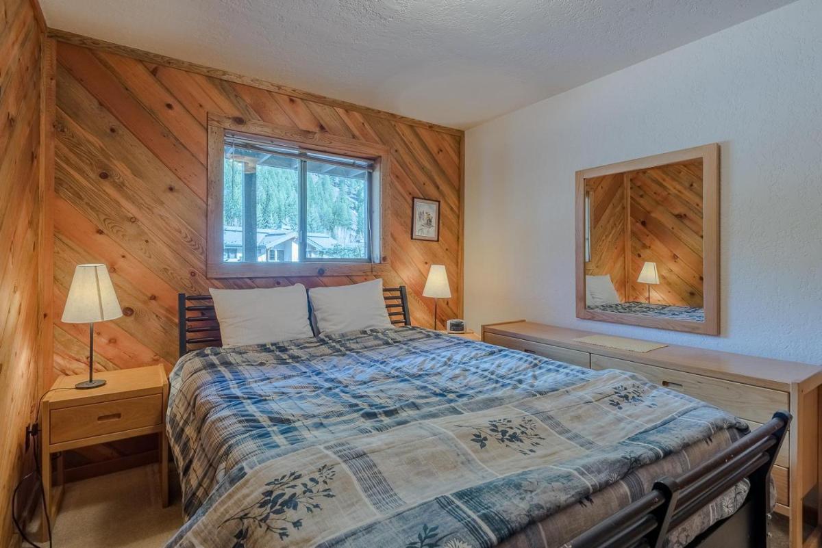 Smokey Plaza Condominium Warm Springs - image 7