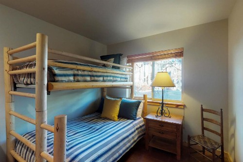 Getaway at The Fields in Warm Springs - image 12