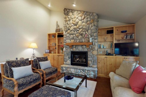 Getaway at The Fields in Warm Springs - image 6