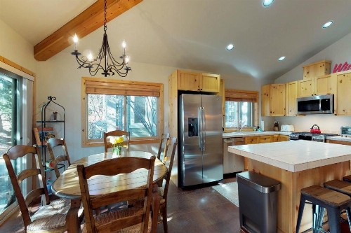 Getaway at The Fields in Warm Springs - image 9