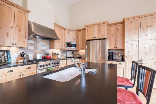Angani Way Townhome with access to pool hot tub tennis and golf - image 30
