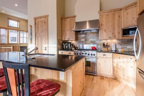 Angani Way Townhome with access to pool hot tub tennis and golf - image 45
