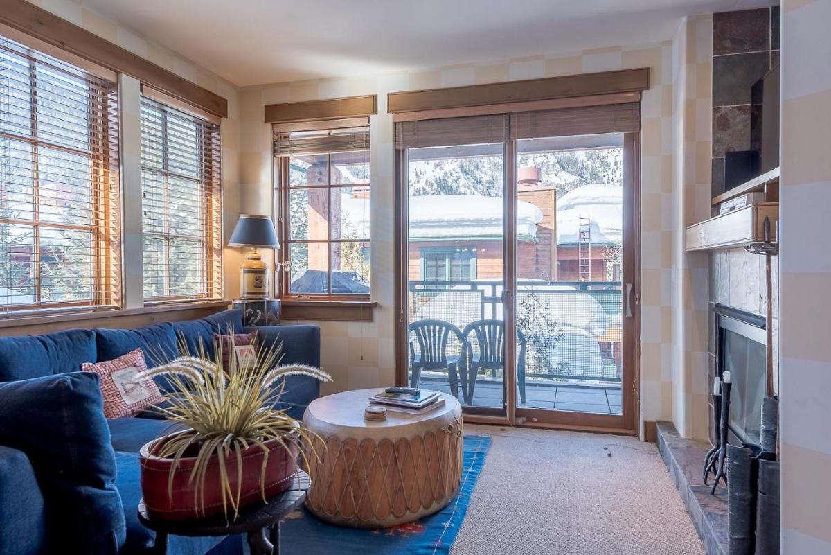 Westridge Condo West Ketchum walk to lifts - image 4