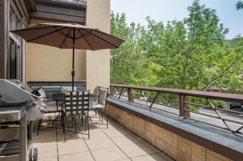 Colonnade Residence 11 - image 11